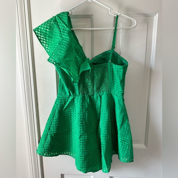 Main Strip Green One-Shoulder Ruffle Romper - Picture 2 of 3